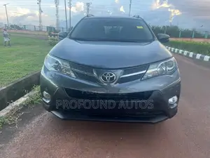 Toyota RAV4 Limited 4dr SUV AWD (2.5L 4cyl 6A) 2015 Black