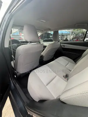 Toyota Corolla 2015 Gray