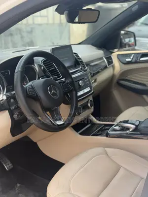 Mercedes-Benz GLE-Class AMG GLE 43 4MATIC 2018 White