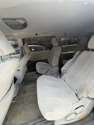 Toyota Sienna 2013 Gray