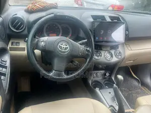 Toyota RAV4 2011 Black