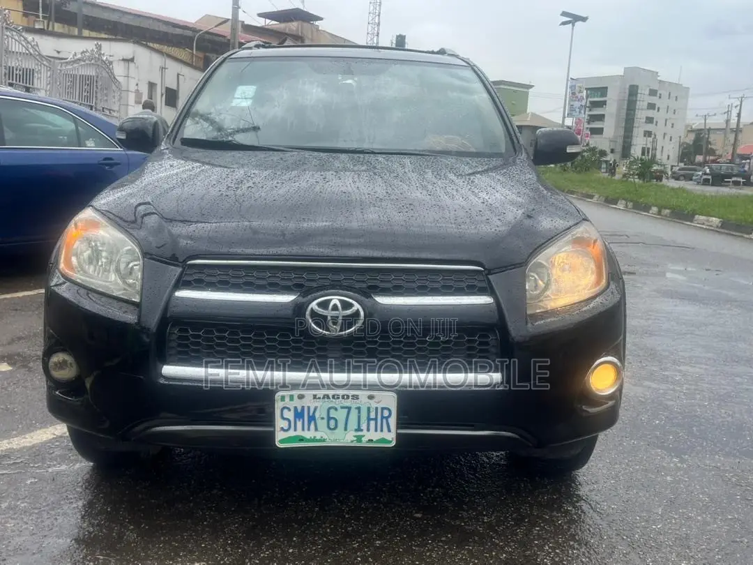 Toyota RAV4 2011 Black