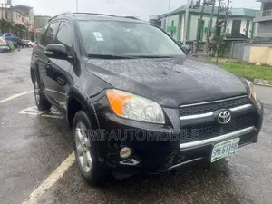 Toyota RAV4 2011 Black
