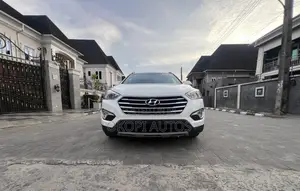 Hyundai Santa Fe 2016 White