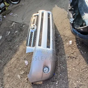 Bumper Rav4 2007