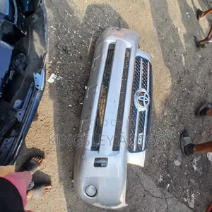 Bumper Rav4 2007
