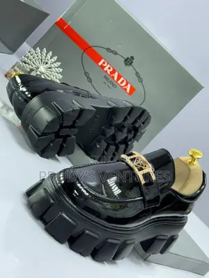 Prada Men’s Quality Shoe With Class