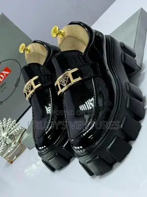 Prada Men’s Quality Shoe With Class