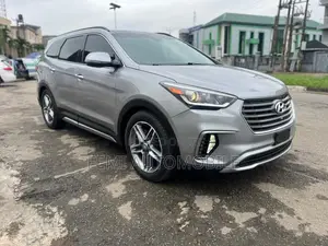 Hyundai Santa Fe 2016 Silver