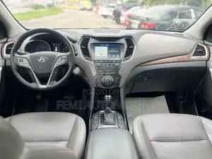 Hyundai Santa Fe 2016 Silver