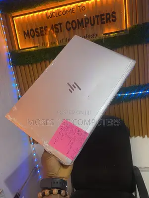 New Laptop HP 16GB Intel Core i5 SSD 256GB