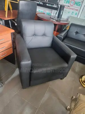 Luxury Black Leather Single Seater Armchair