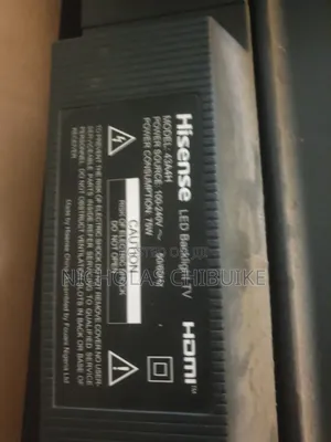 43inches Smart Hisense TV