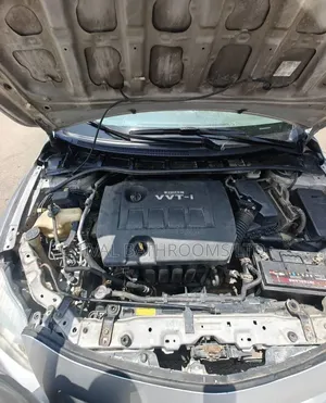 Toyota Corolla 2010 Silver