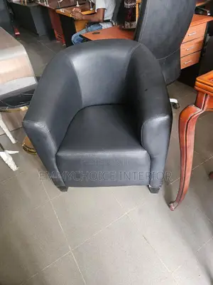 Luxury Executive Black Leather Barrel Style