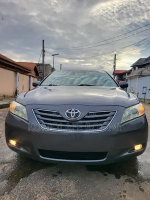 Toyota Camry 2.4 XLE 2008 Gray