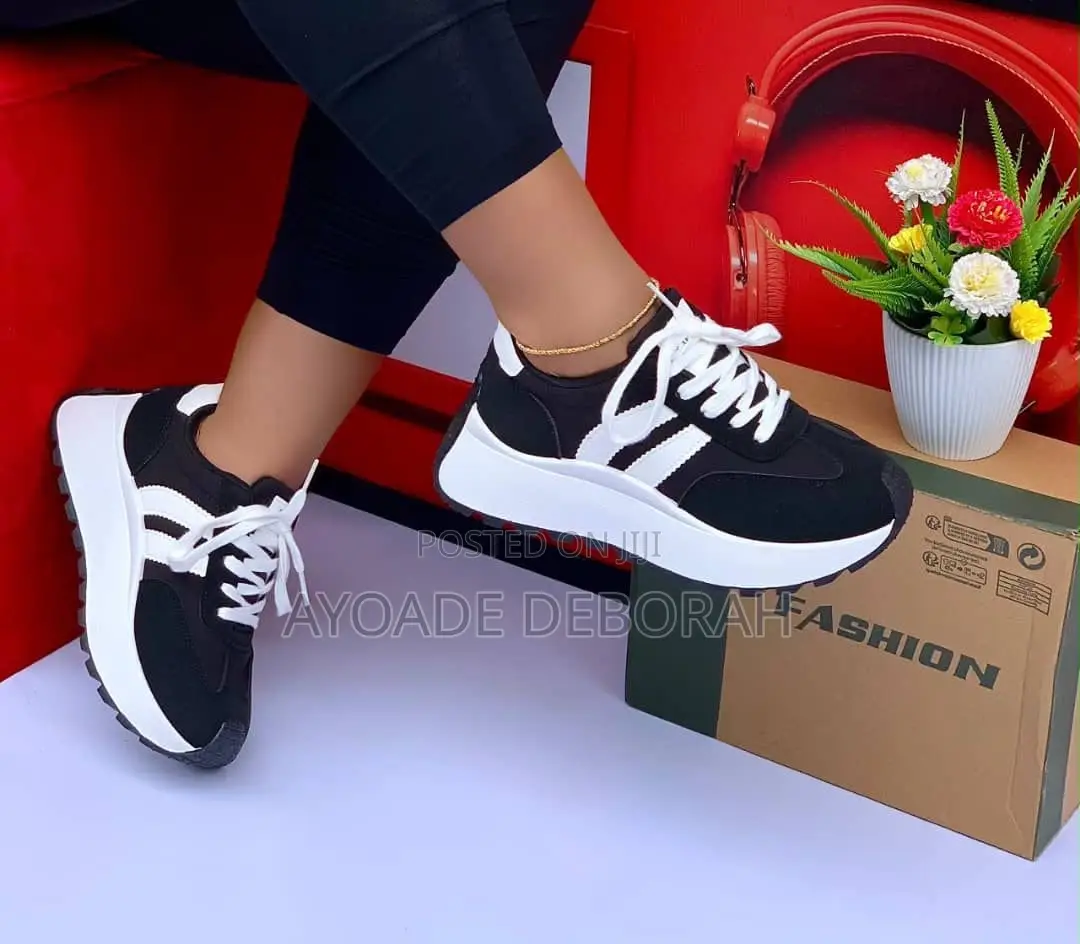 Trendy Sneaker