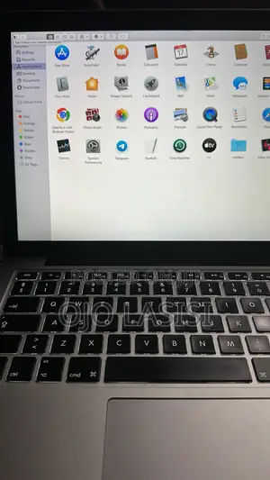 Laptop Apple MacBook Pro 2015 8GB Apple M3 Max eMMC 256GB