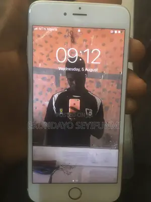 Apple iPhone 6s Plus 16 GB Rose Gold