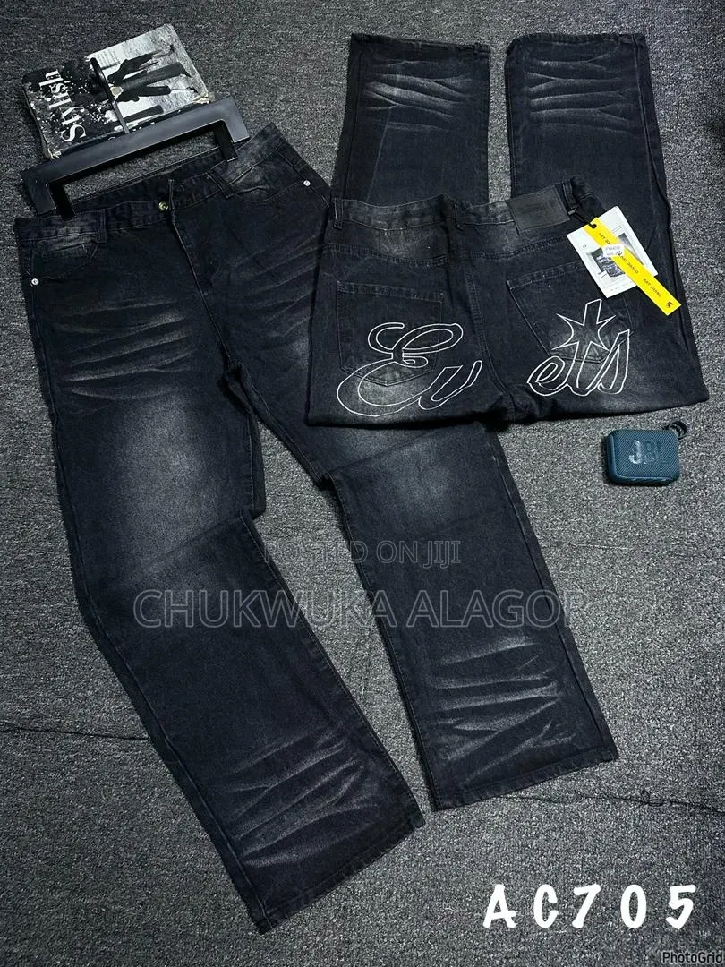 New Jeans Drop – Available Now!