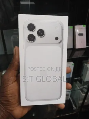 New Apple iPhone 17 Pro Max 256 GB White