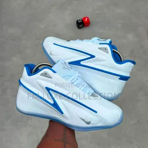 Nike KD-19 Sneakers