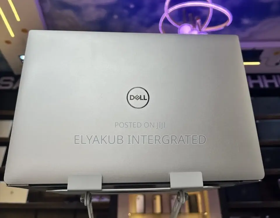 New Laptop Dell XPS 15 7590 32GB Intel Core i7 SSD 1T