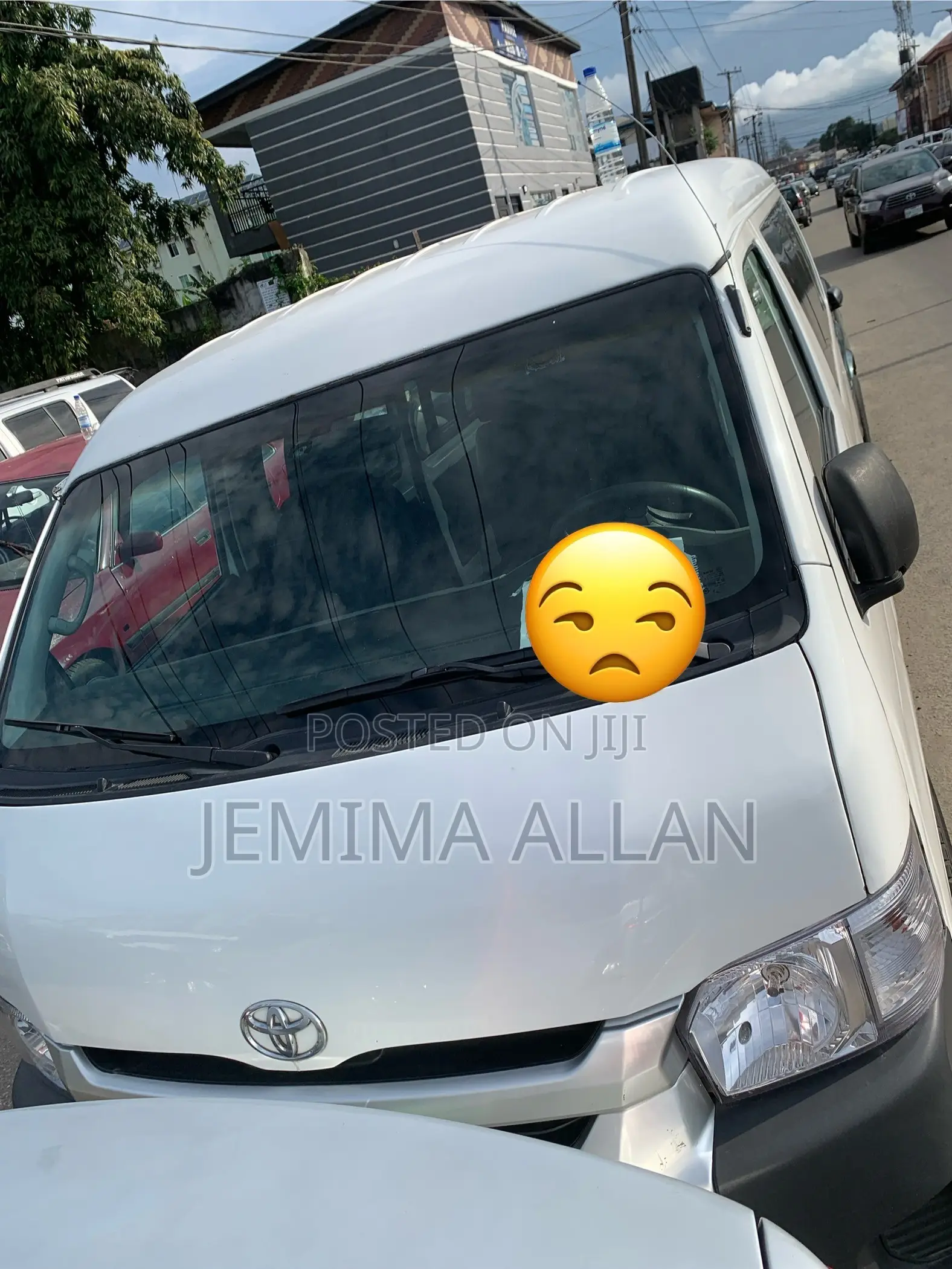 Toyota HiAce 2015 White