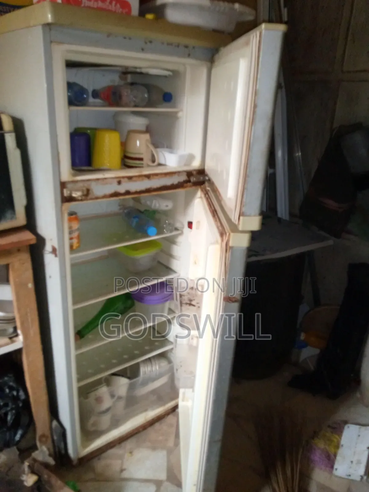 Refrigerator