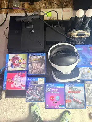 Ultimate PS4 1TB VR Mega Bundle