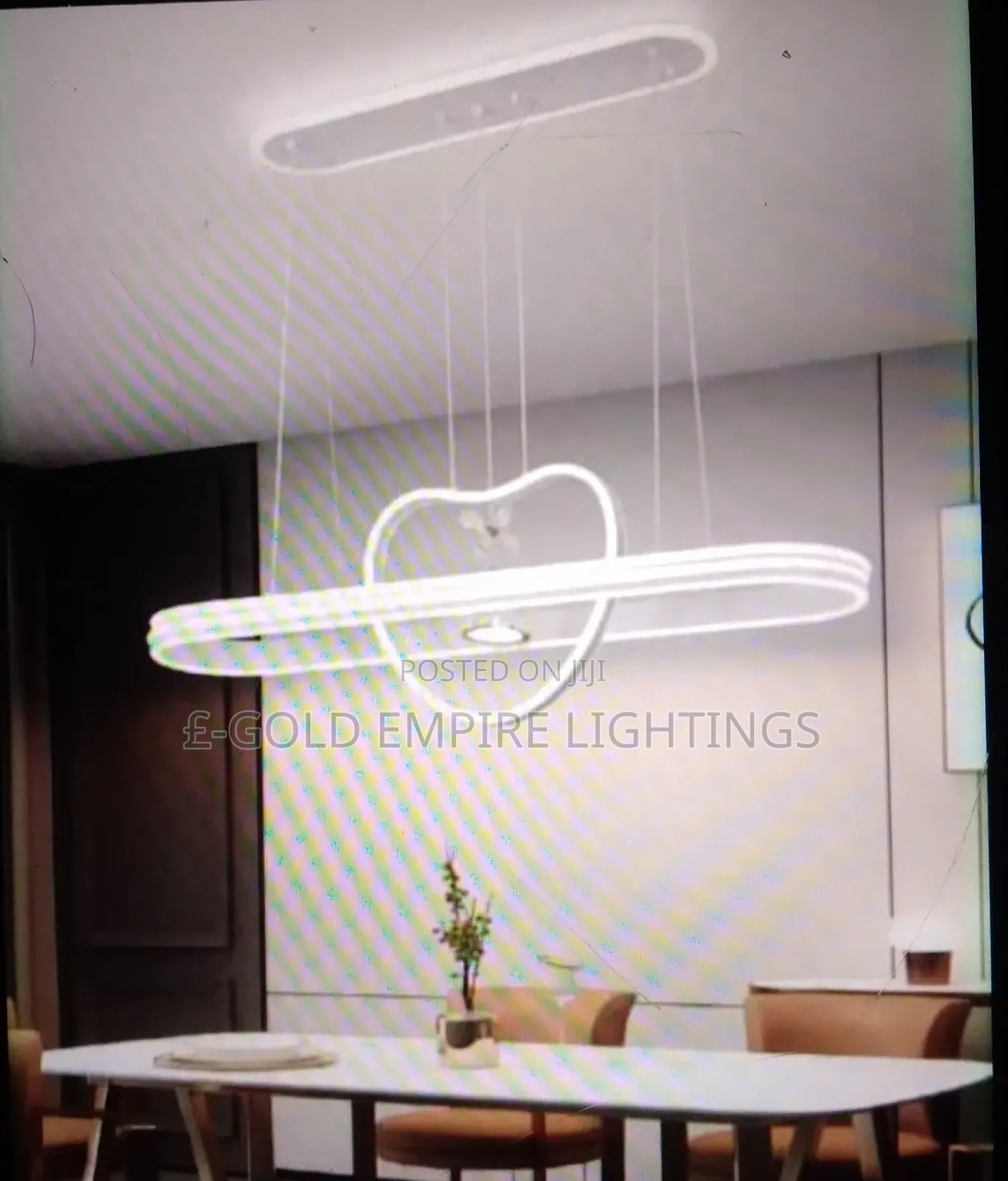 Modern Luxury LED Pendant Chandelier – Elegant Ring Design