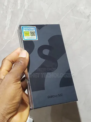 New Samsung Galaxy S22 5G 256 GB Black