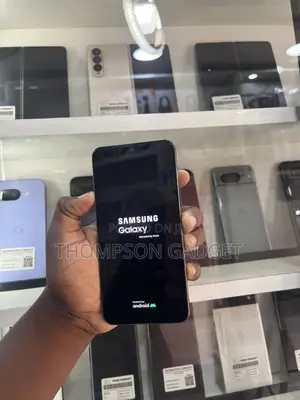 Samsung Galaxy S22 5G 256 GB Green