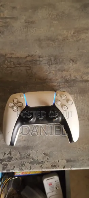 PlayStation 5 Controller