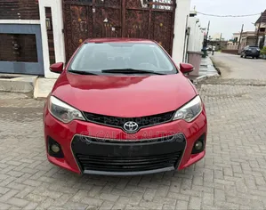Toyota Corolla 2016 Red