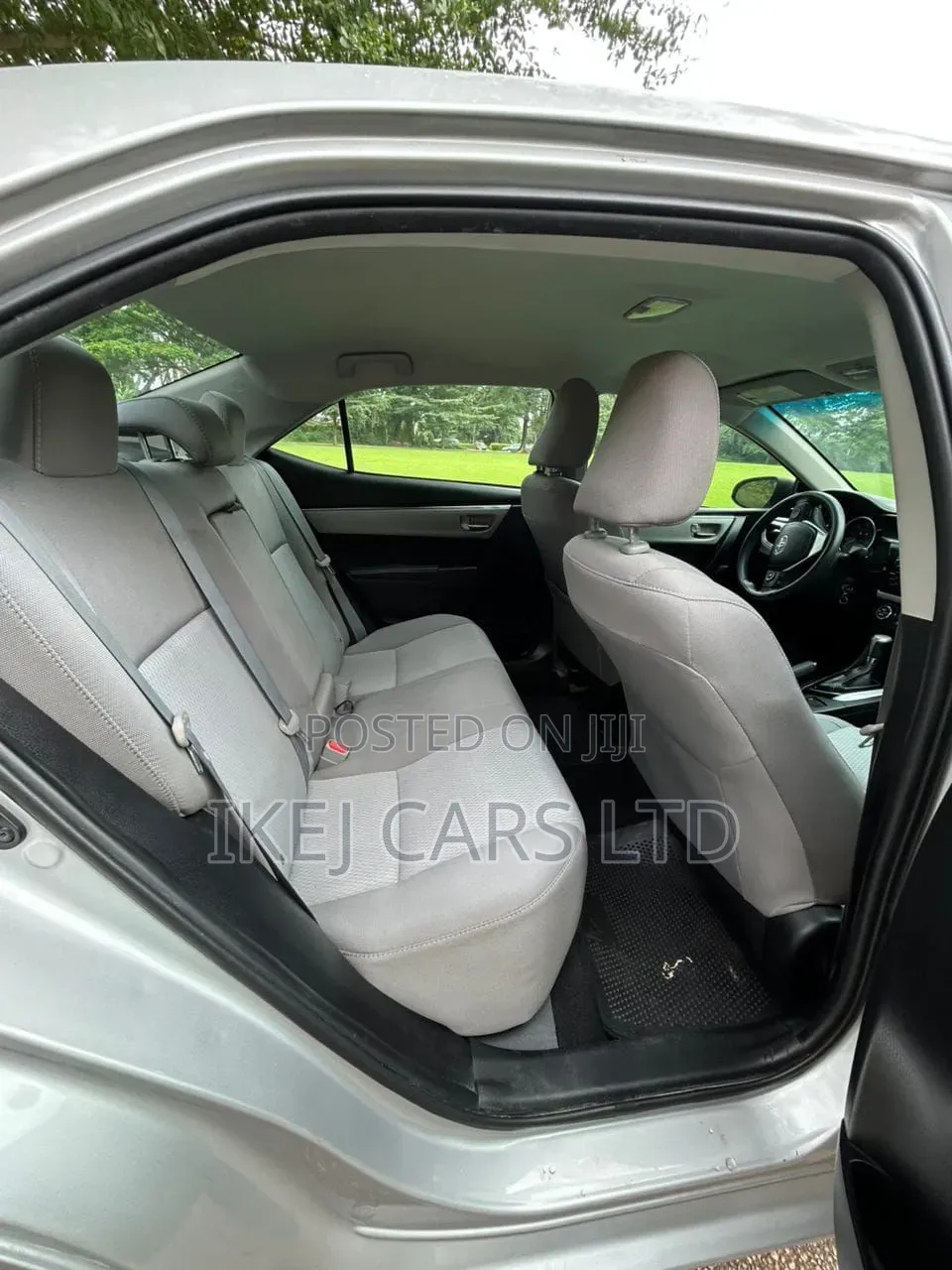 Toyota Corolla 2016 Silver