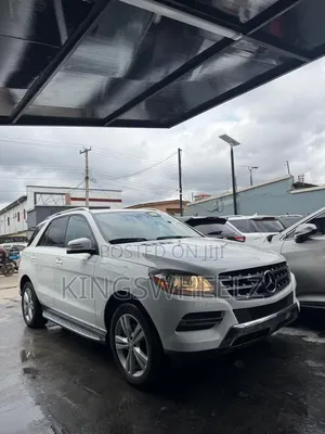 Mercedes-Benz M Class ML350 4MATIC 4dr SUV AWD (3.5L 6cyl 7A) 2015