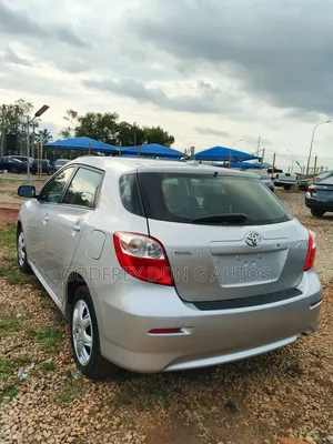 Toyota Matrix 2010 Silver
