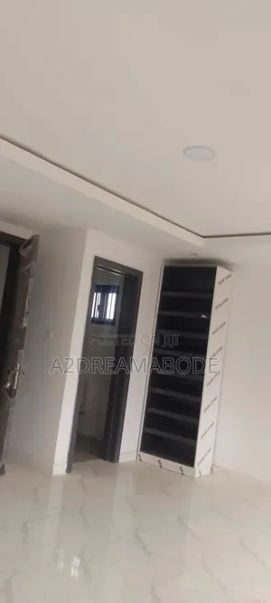 4bdrm Duplex in Maryland, Onigbongbo for rent