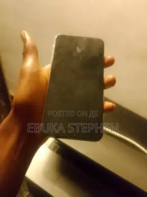 Apple iPhone XS Max 64 GB White