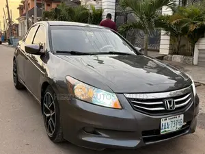 Honda Accord 2010 Gray