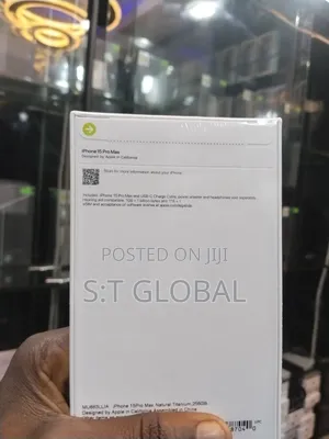 New Apple iPhone 15 Pro Max 256 GB Gold
