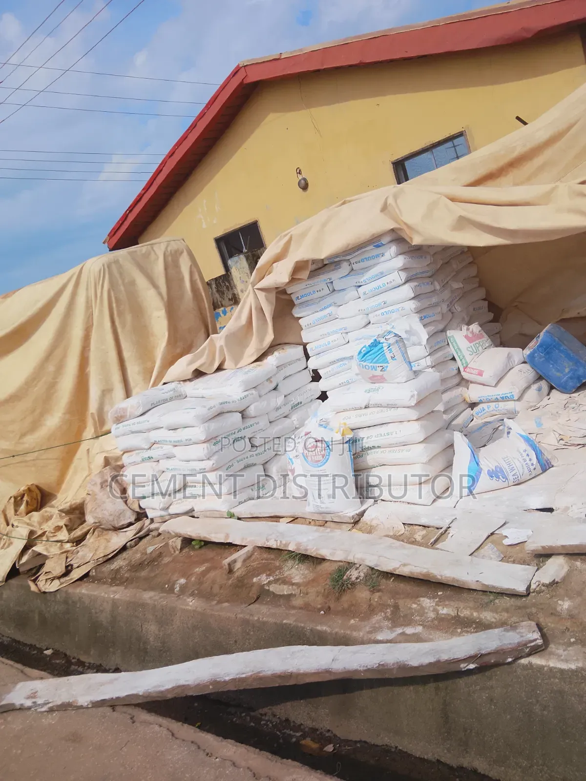 P.O.P Cement Distributor