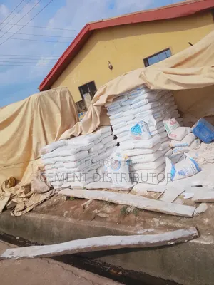 P.O.P Cement Distributor