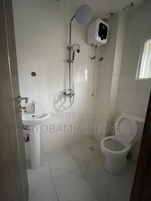 2bdrm Apartment in Igbo-efon for rent