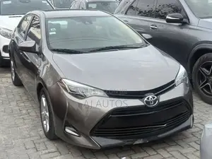 Toyota Corolla LE 4dr Sedan (1.8L 4cyl CVT) 2017 Gray