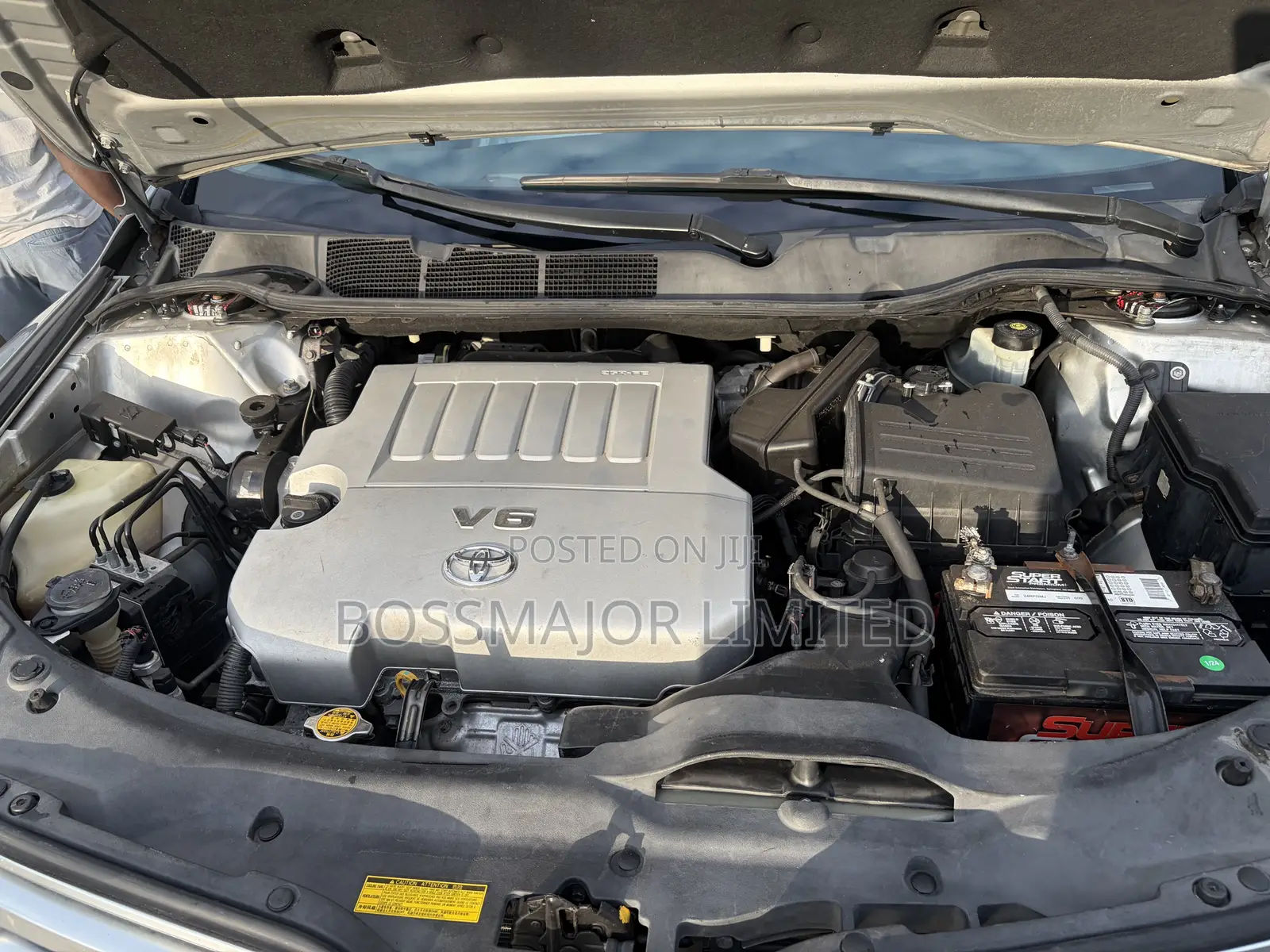 Toyota Venza XLE 2010 Silver