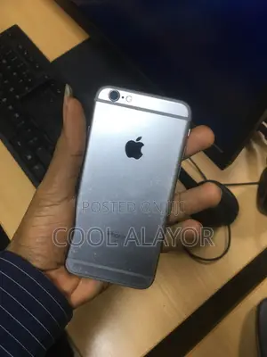 Apple iPhone 6s 32 GB Silver