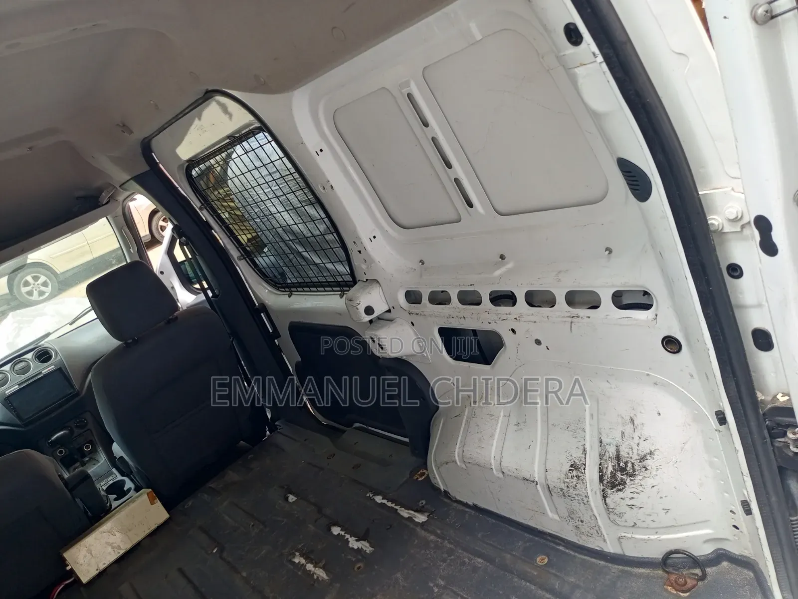 Ford Transit 2011 White