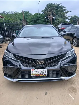 Toyota Camry SE (2.5L 4cyl 8A) 2019 Black